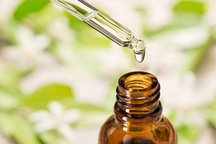 Liquid acidic medicine for chemical removal of papillomas